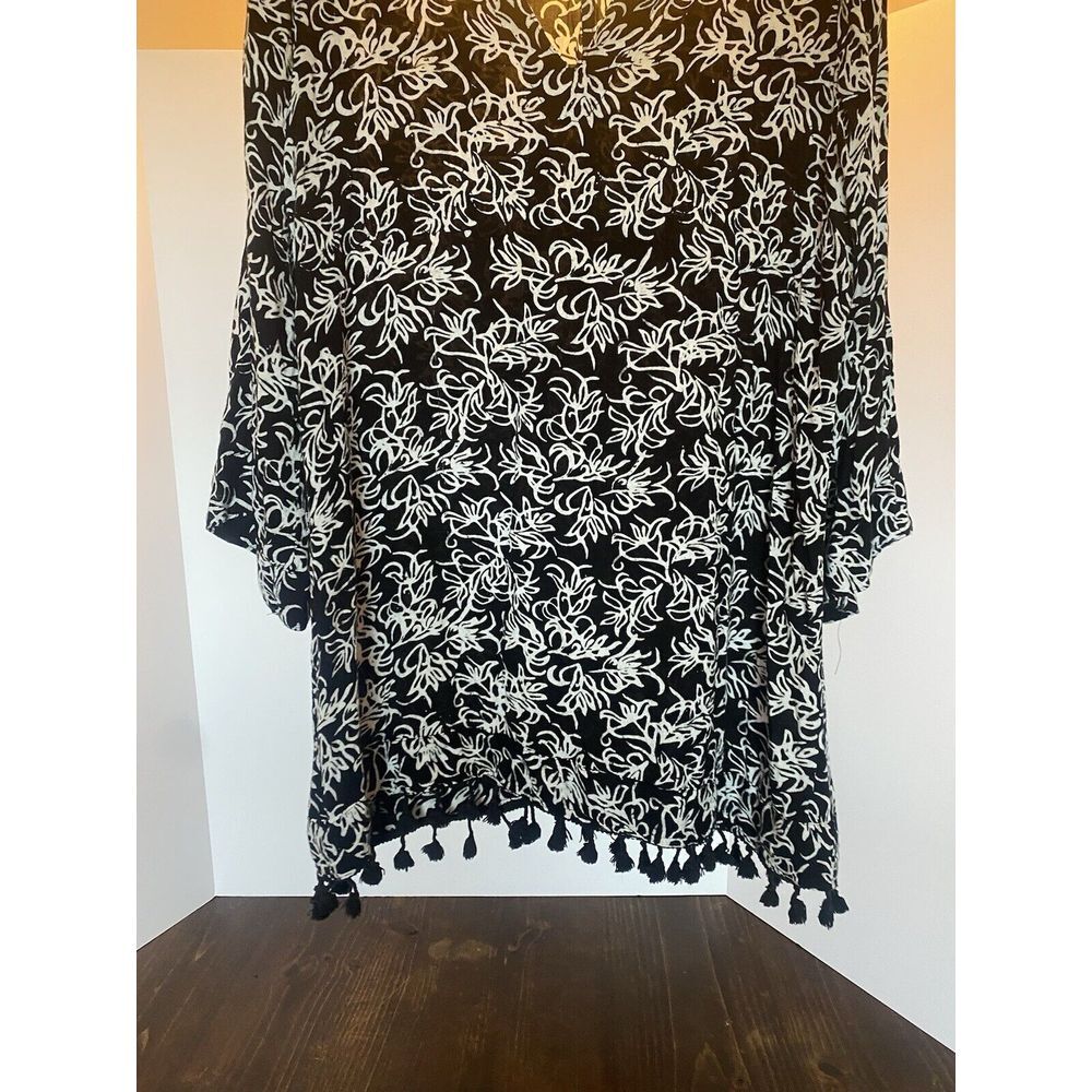 Soft Surroundings Womens‎ Tunic Top Cover Up Black White Tassel Fringe Sz Medium